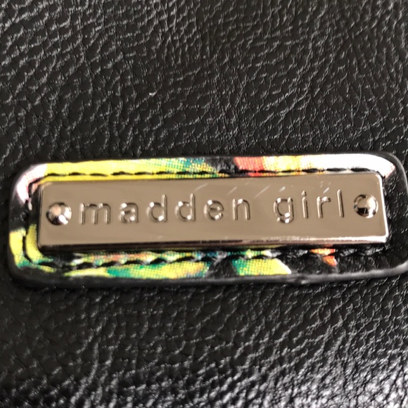 Sold 🎉Host pick🎉Madden Girl Purse Crossbody Fringe - Picture 7 of 8